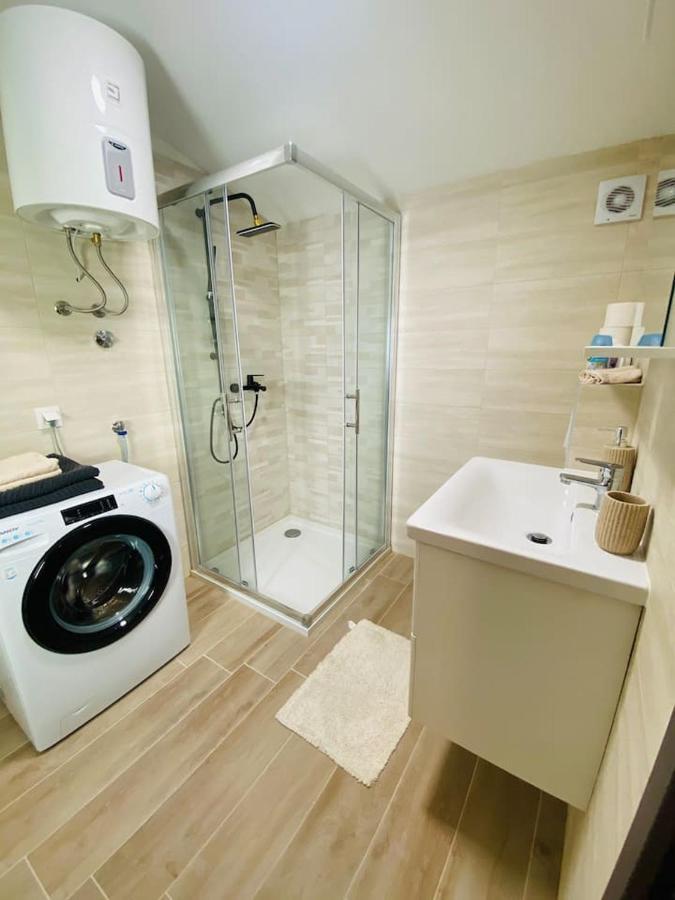 Šišan Apartments Eden מראה חיצוני תמונה