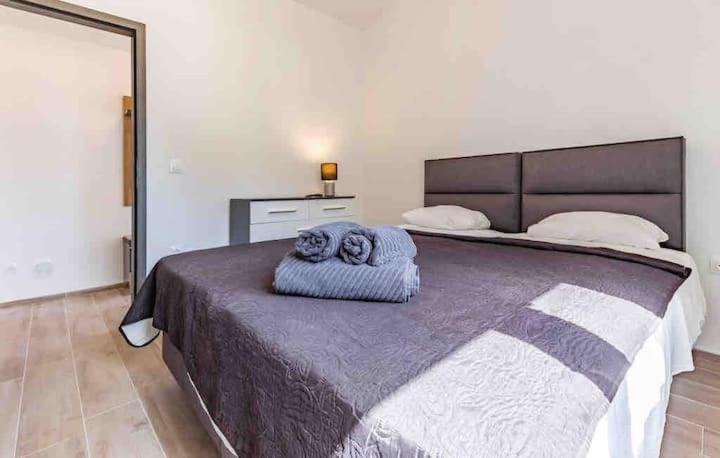 Šišan Apartments Eden מראה חיצוני תמונה