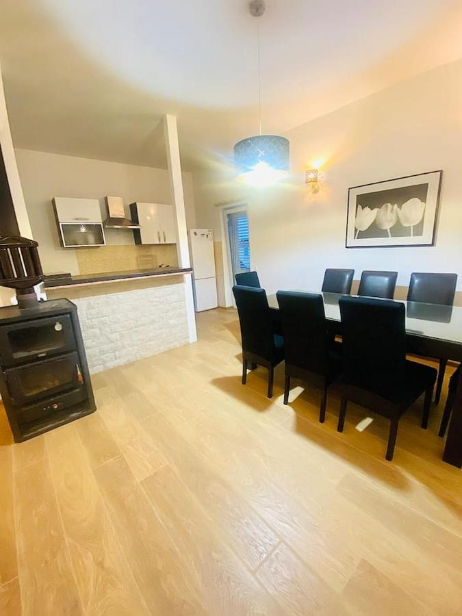 Šišan Apartments Eden מראה חיצוני תמונה